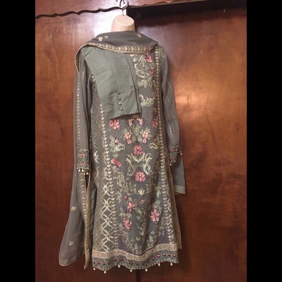 poshmark pakistani dresses